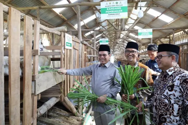 Dorong Kemandirian Ekonomi, BAZNAS RI Resmikan Balai Ternak di Cirebon
