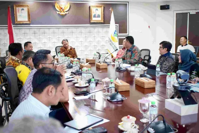 Gus Ipul Dorong Kepala Daerah Perkuat Validasi Bansos dan Wujudkan Sekolah Rakyat