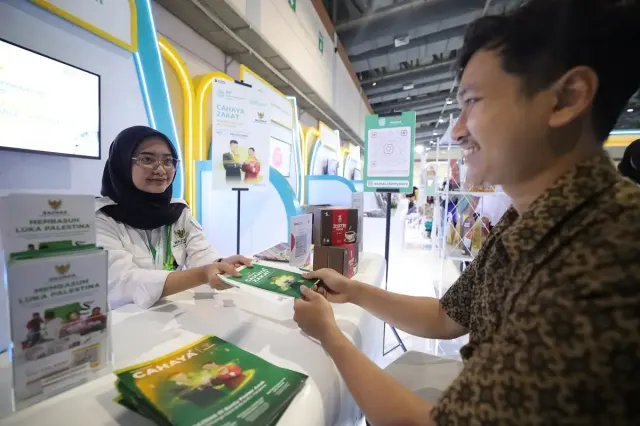 BAZNAS RI Gaungkan Peran Zakat dan Beasiswa di Ajang BSI International Expo 2025