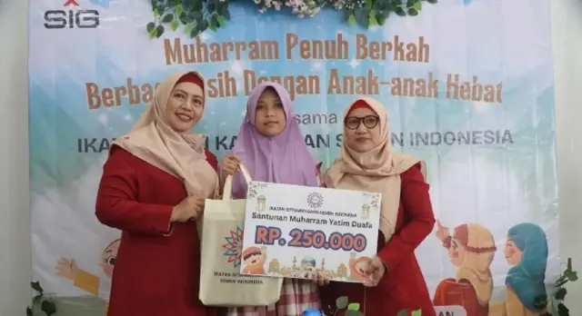 IIKSMI Tebar Kepedulian Muharram dengan Berbagi kepada Anak Yatim