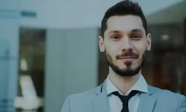 Gaya Rambut Pria yang Cocok untuk Kantor dan Kasual
