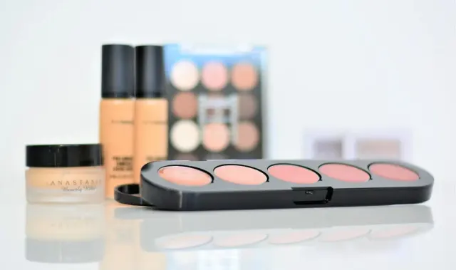7 Produk Multifungsi untuk Makeup Hemat dan Efisien