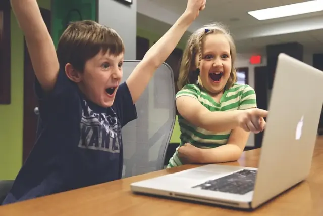 Strategi Parenting Anak agar Bijak Menggunakan Teknologi, Jangan Sampai Salah Kehilangan Aktifitas Fisik