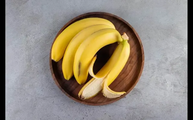 Masker Rambut Pisang: Solusi Alami untuk Rambut Rusak dan Kusam