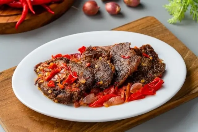Resep Dendeng Balado Basah yang Seenak Restoran Padang, Empuk dan Bumbu Meresap
